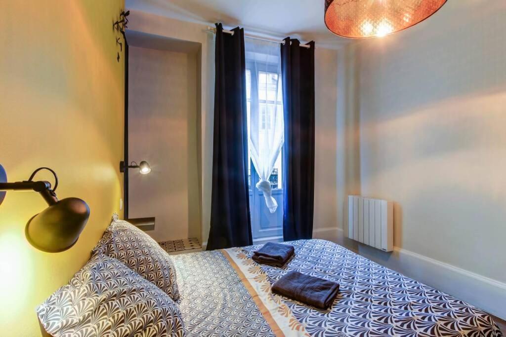Le Dormeur Du Val - Topdestination Dijon - Centre Ville - Classe 3 Etoiles Luaran gambar